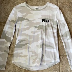 VS Pink Top